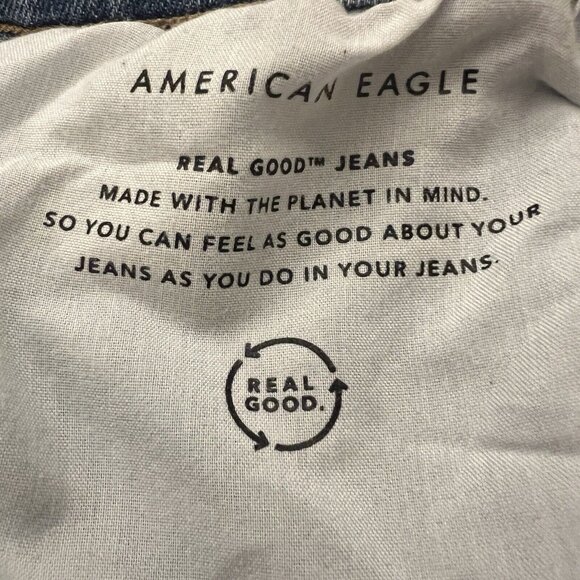 American Eagle Jeans Womens 18 Plus Blue Tapered Leg Baggy Light Wash Denim - Picture 6 of 11